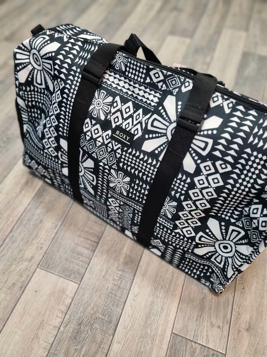 Roxy Pumpkin Spice Weekender Travel Bag Black/White Print