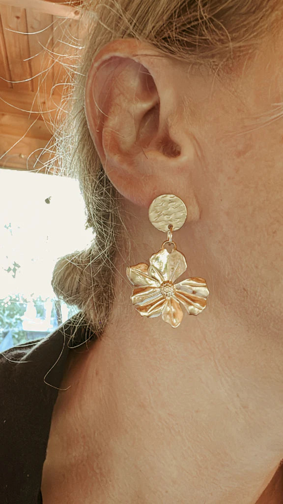 TWIGG JEWELLERY Chemistry Flower Coin Earrings Gold