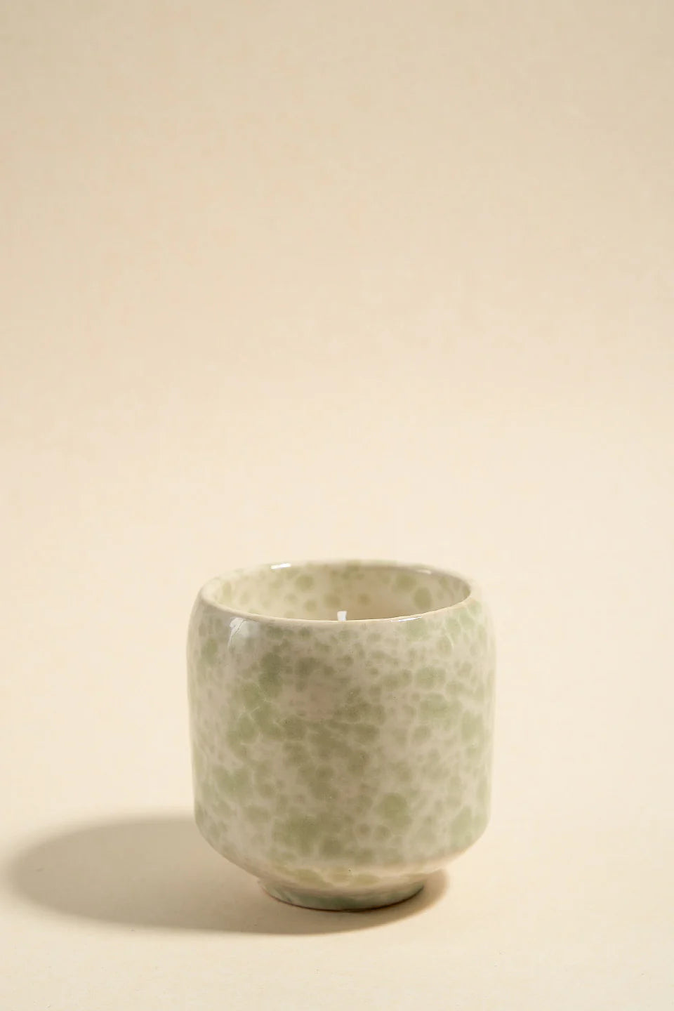 FLO'S HOME Ivory Green Splash Glazed Ceramic Soy Wax Candle